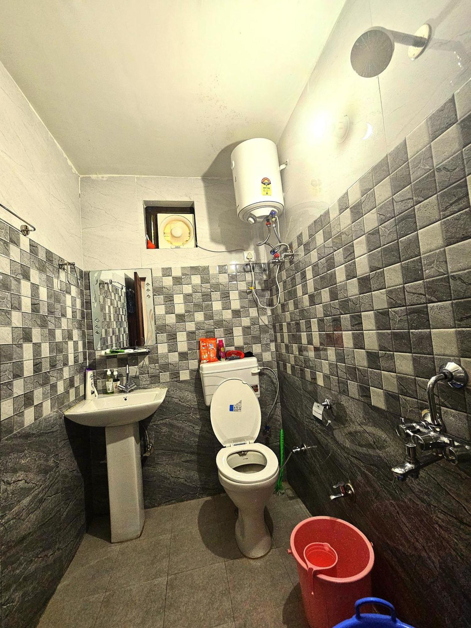 Dadi Homestay 360 Mountain View Bīr Eksteriør billede