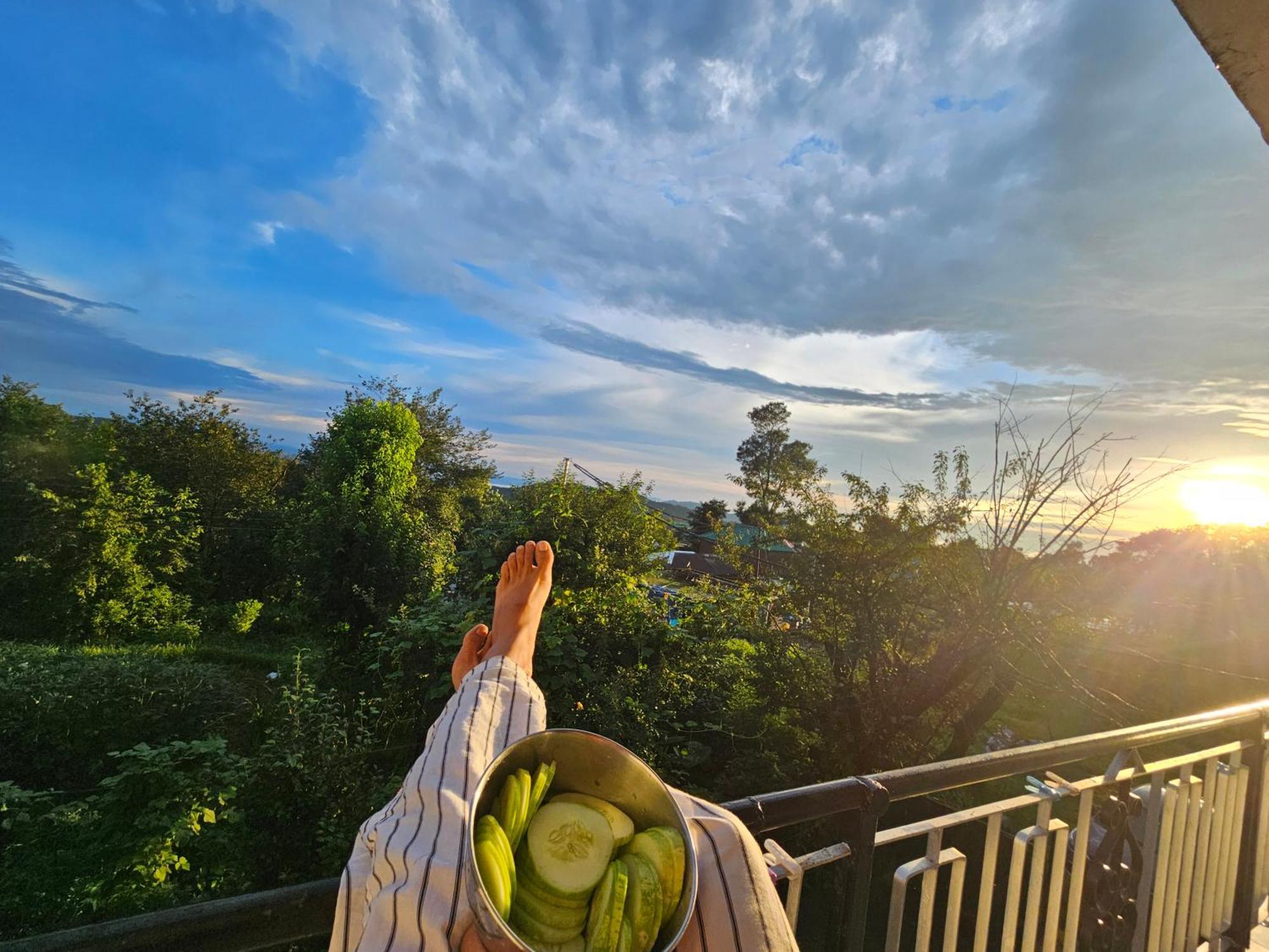 Dadi Homestay 360 Mountain View Bīr Eksteriør billede